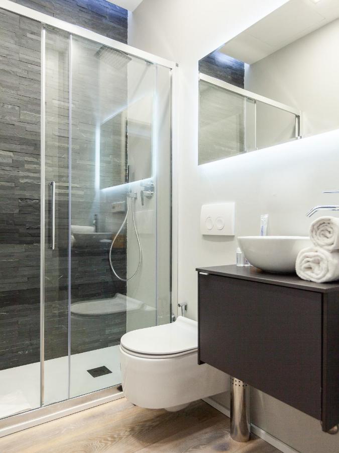 Easyhomes-City Centre Suites Milan Luaran gambar