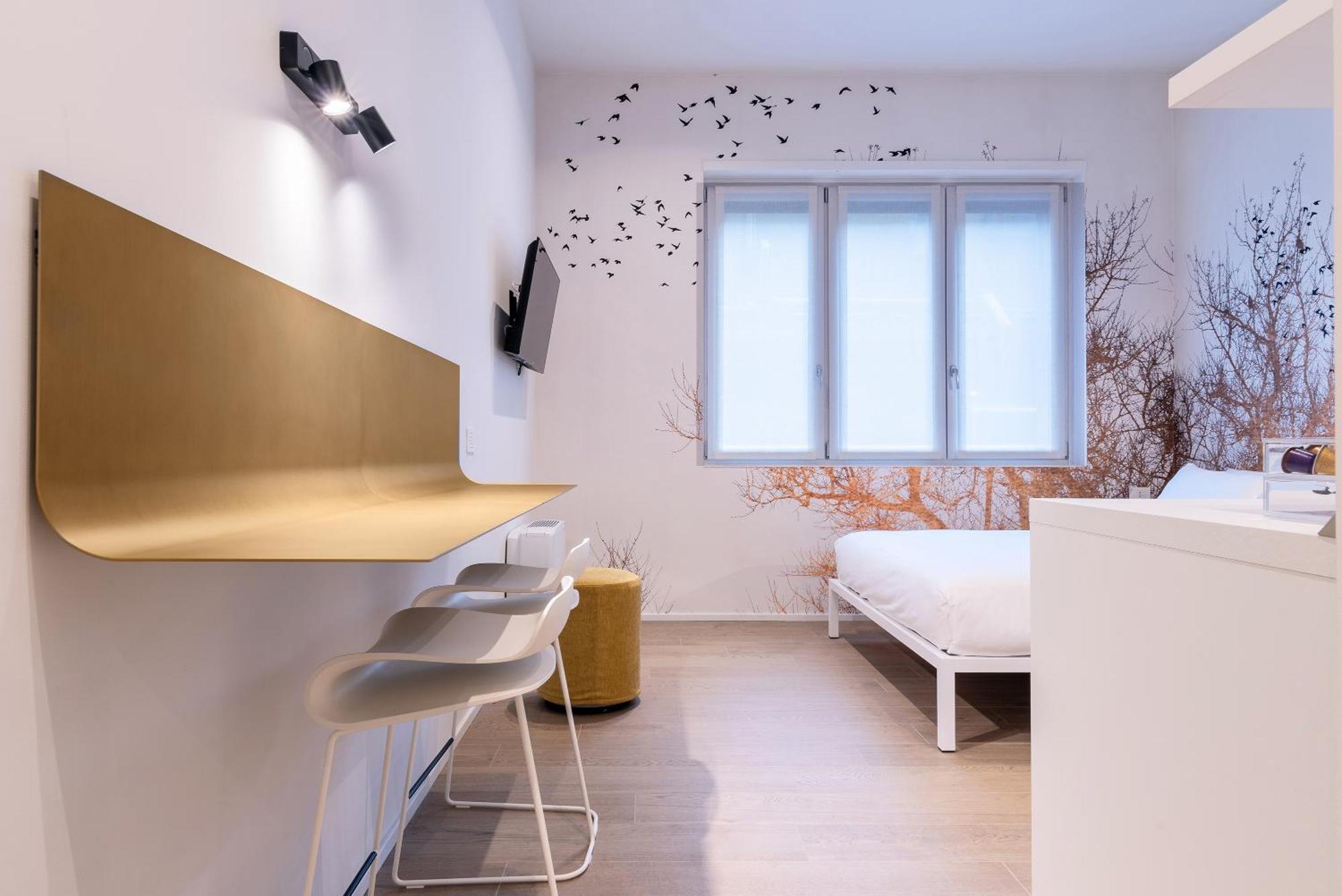 Easyhomes-City Centre Suites Milan Luaran gambar