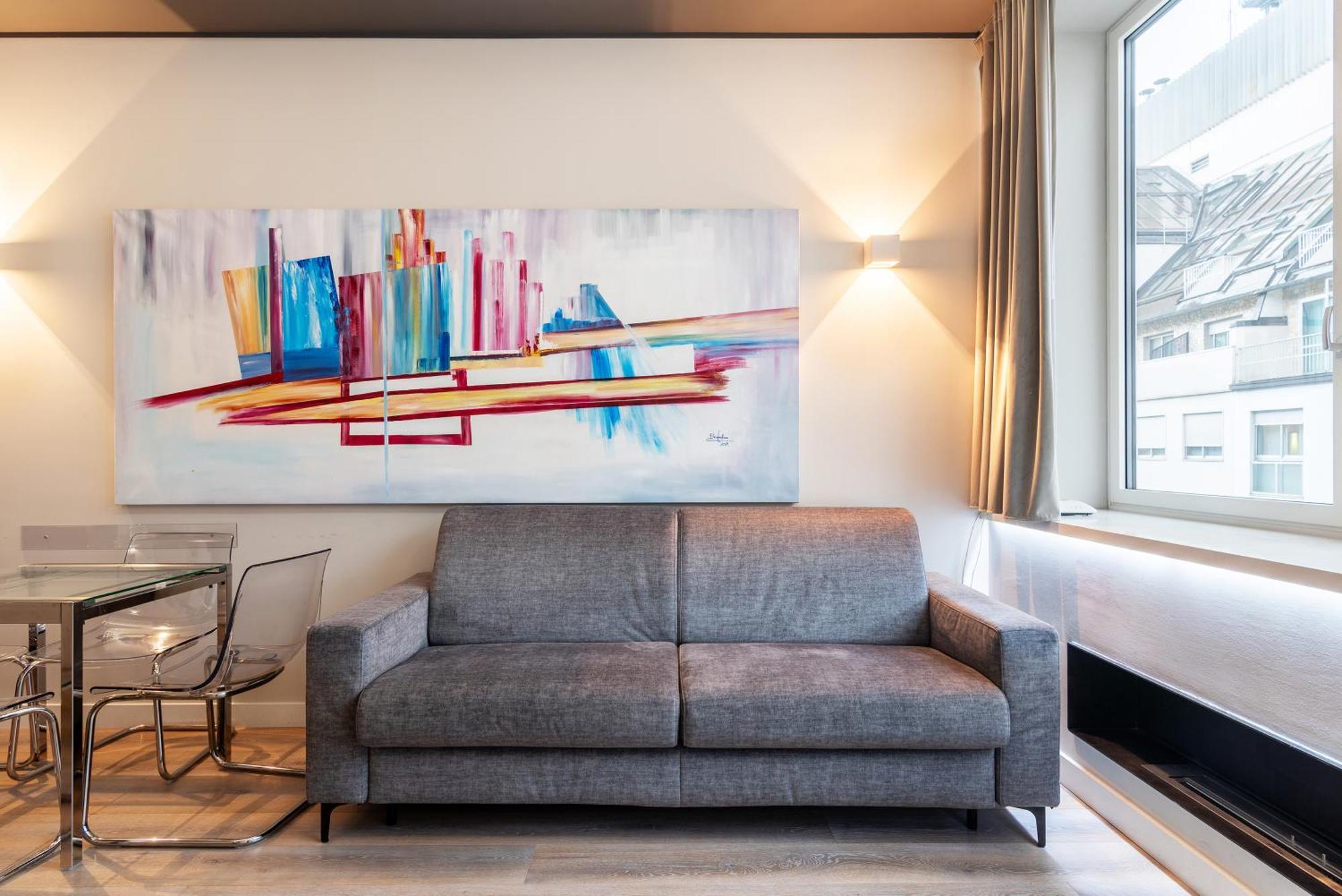 Easyhomes-City Centre Suites Milan Luaran gambar