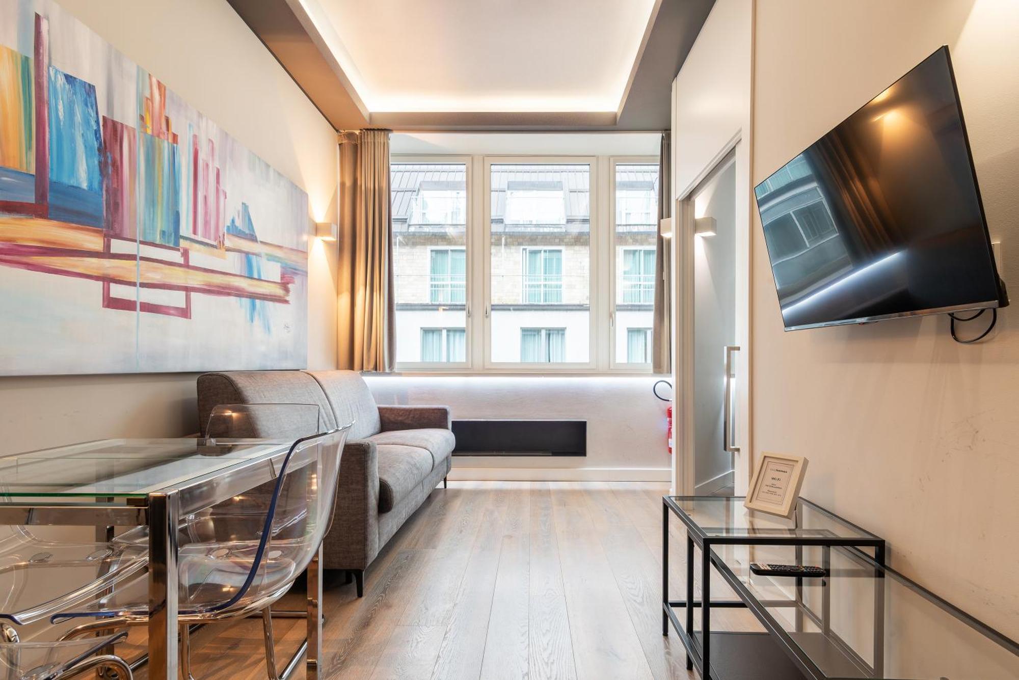Easyhomes-City Centre Suites Milan Luaran gambar