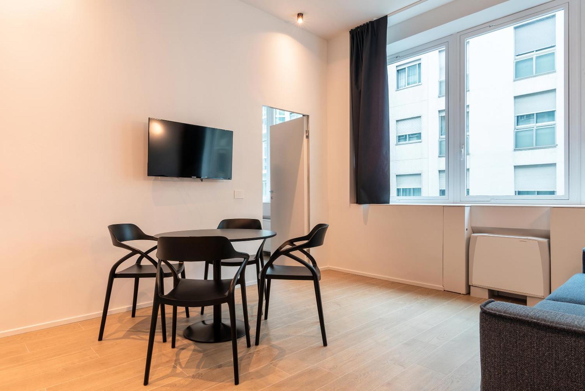 Easyhomes-City Centre Suites Milan Luaran gambar